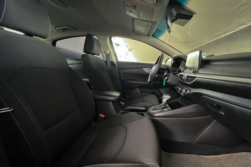 KIA Forte 2021 #12