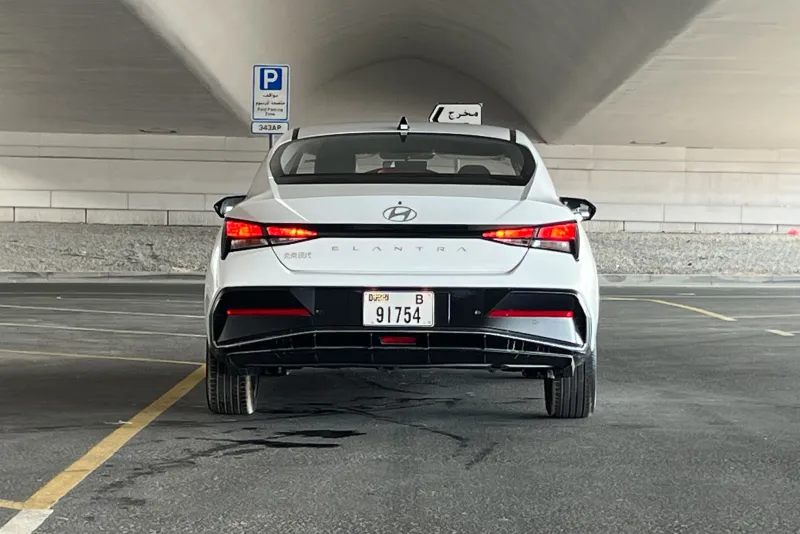 Hyundai Elantra 2025 #2