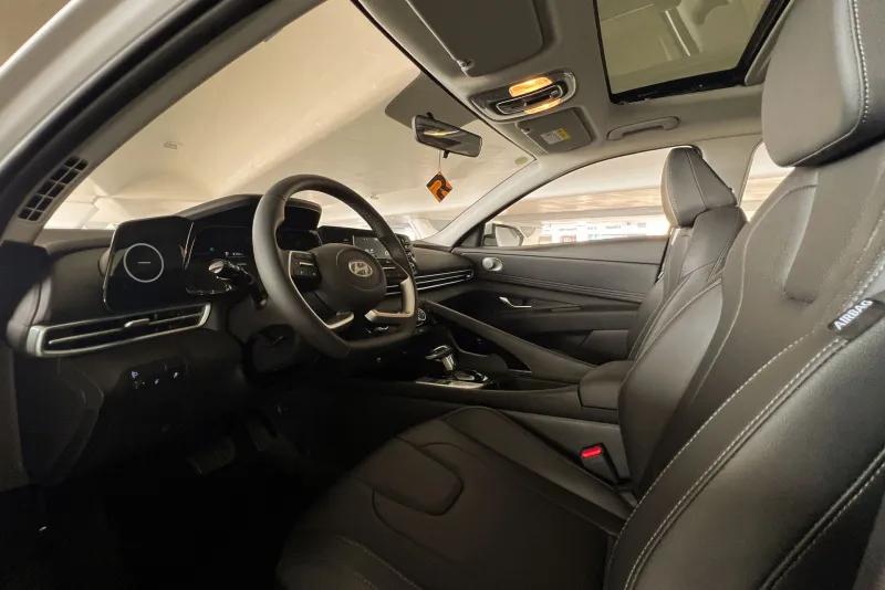Hyundai Elantra 2025 #8