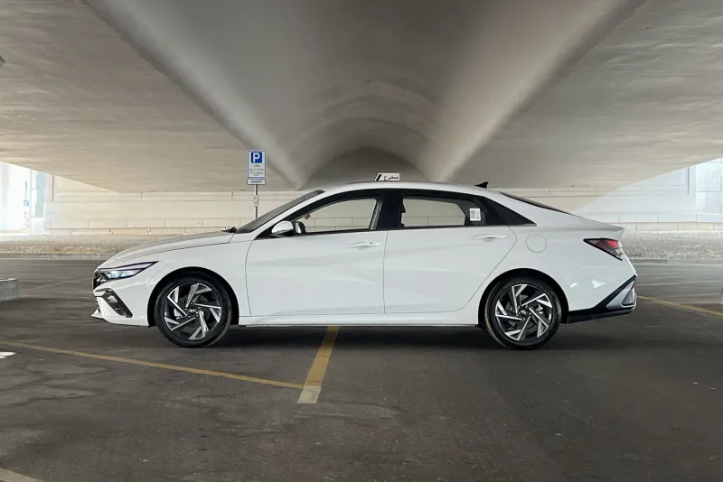 Hyundai Elantra 2025 #8