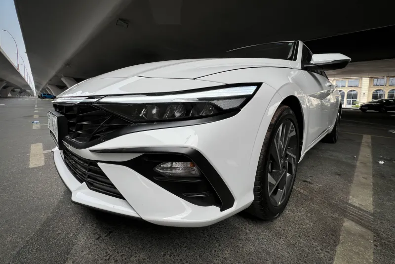 Hyundai Elantra 2025 #9