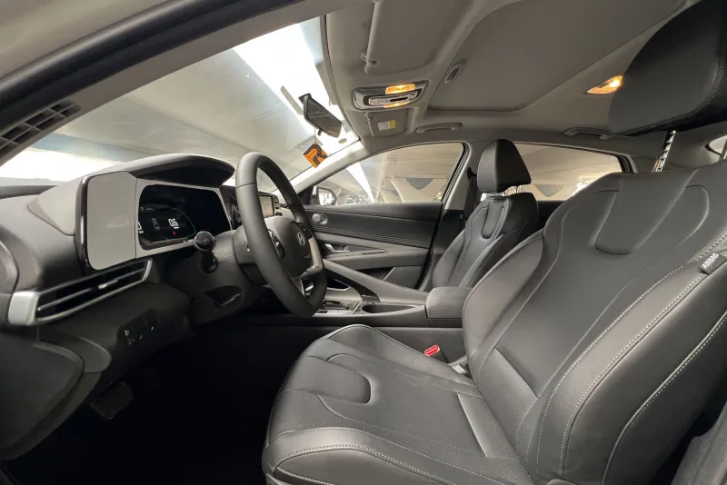 Hyundai Elantra 2025 #10