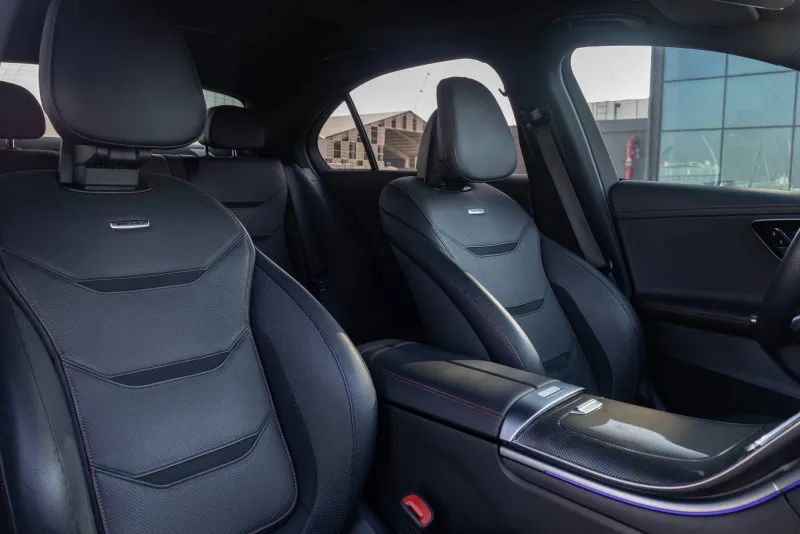 Mercedes C43 2023 #11
