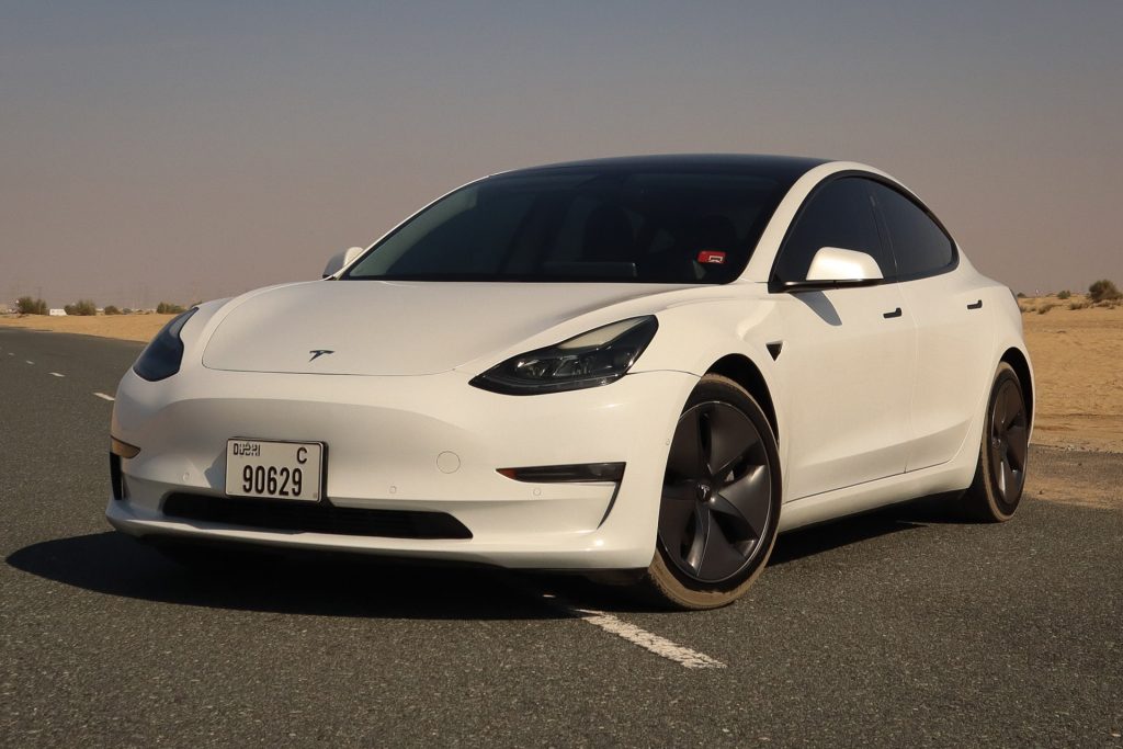 TESLA Model 3