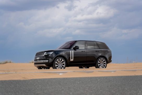 Range Rover HSE V8 #0