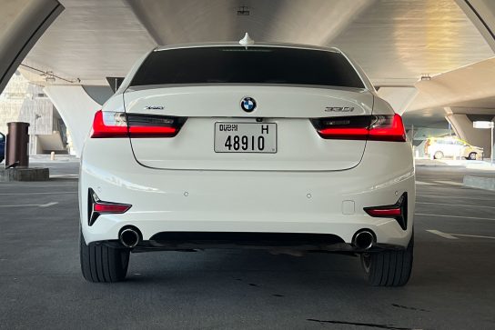 BMW 330i #3