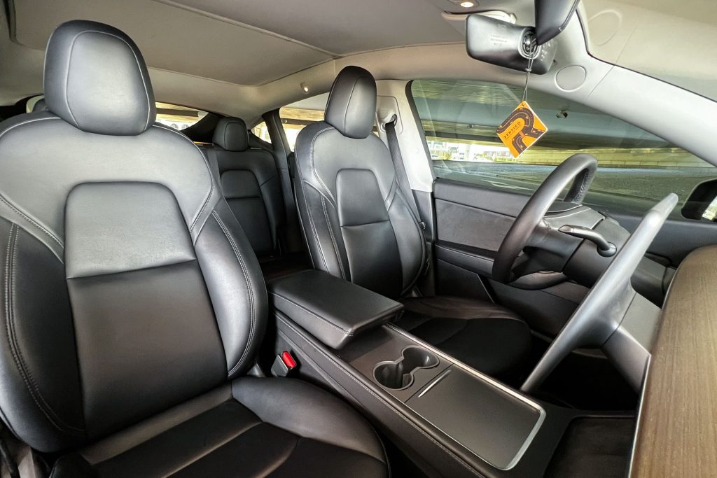 Rentico | Tesla Model Y