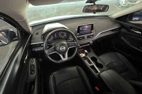 Nissan Altima #8