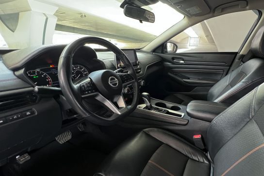 Nissan Altima #9