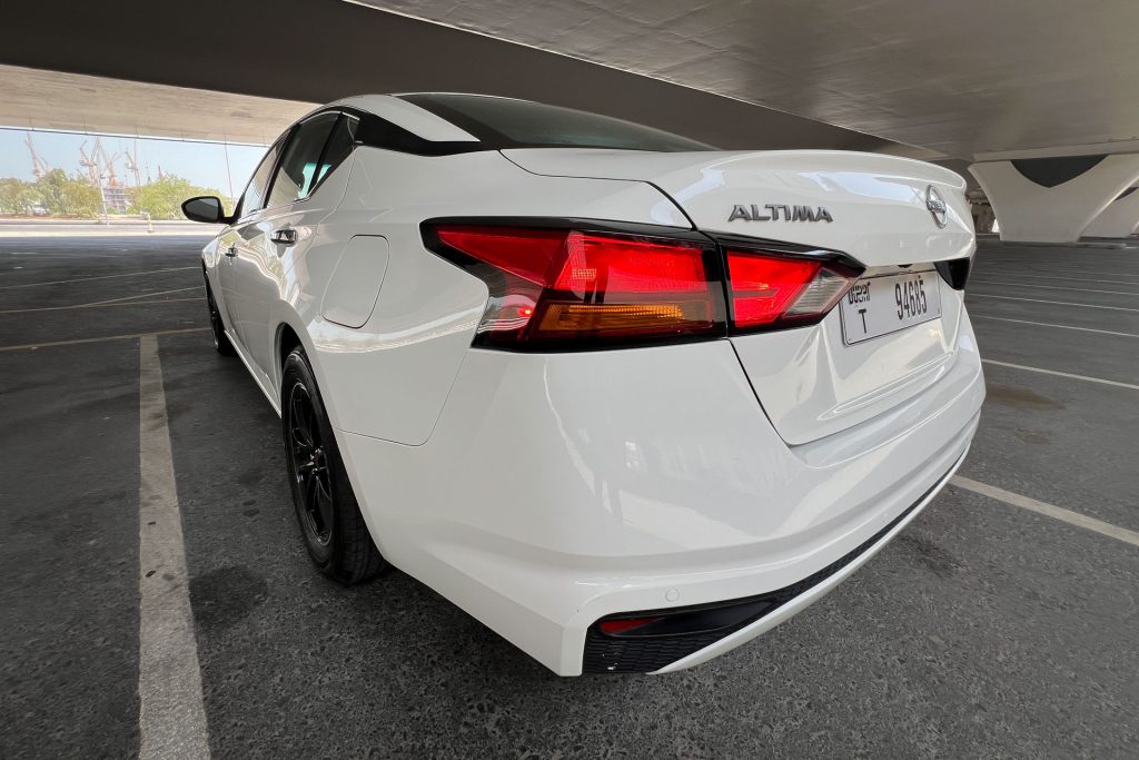 Nissan Altima #5