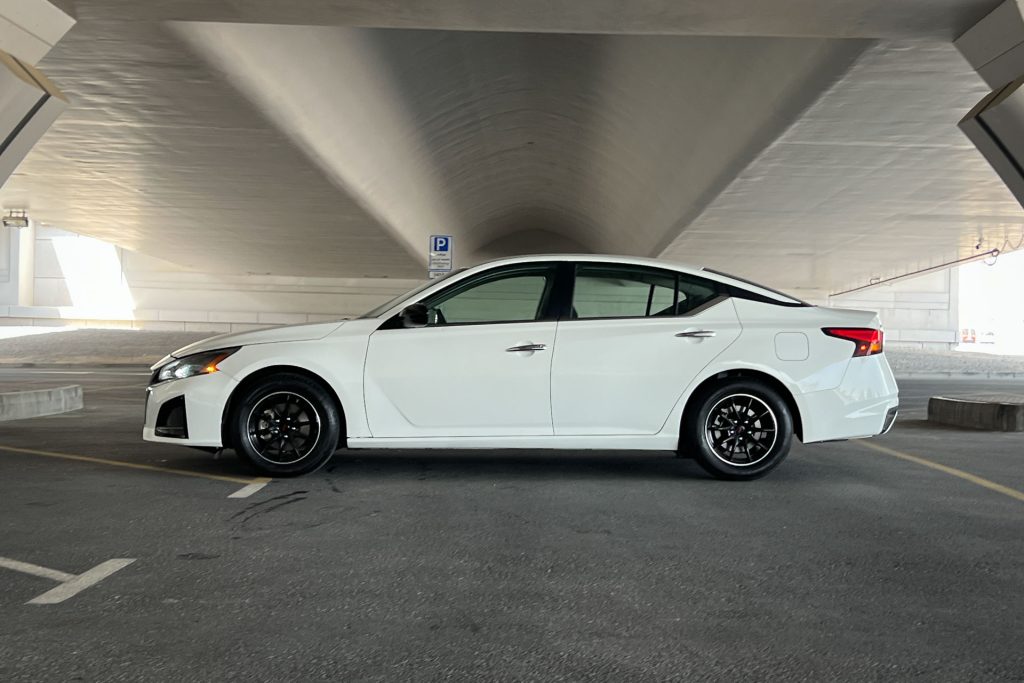 Nissan Altima #6