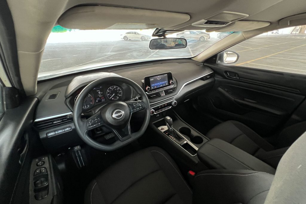 Nissan Altima #8