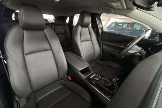 MAZDA CX 30 #11