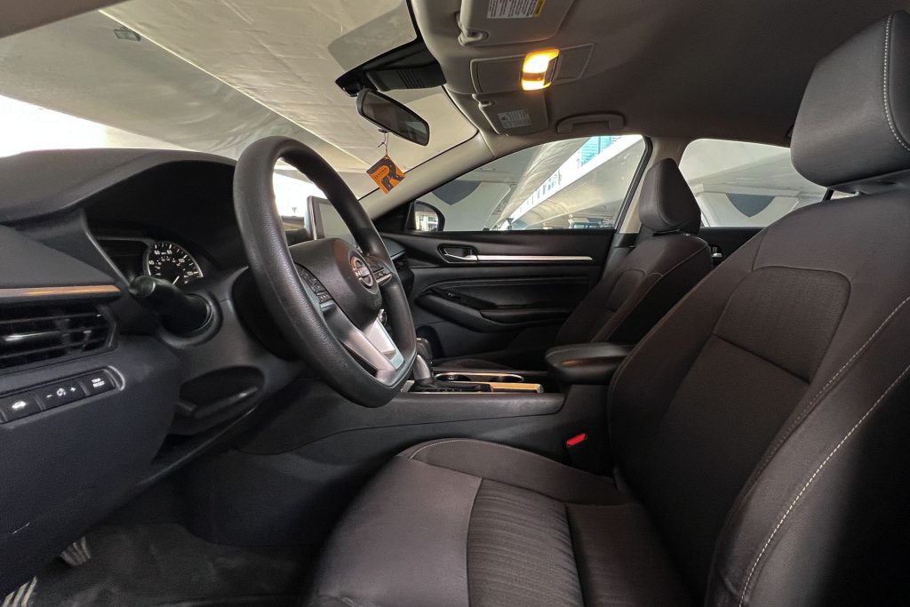 Nissan Altima #10