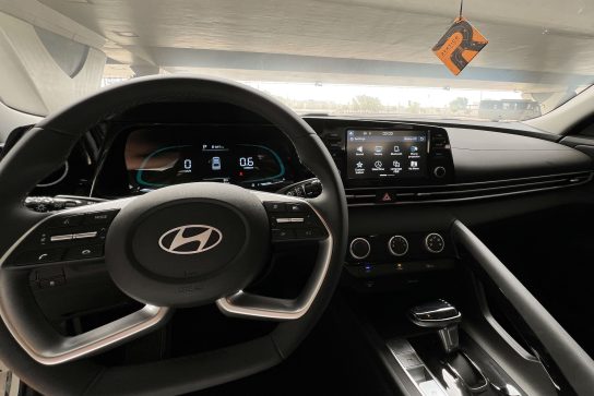 Hyundai Elantra #13