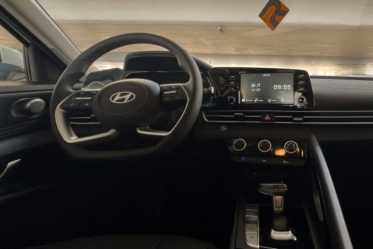 Hyundai Elantra #5