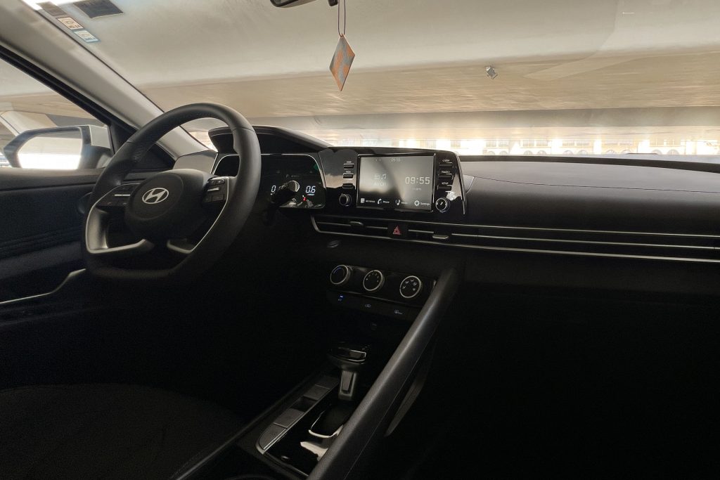 Hyundai Elantra #7