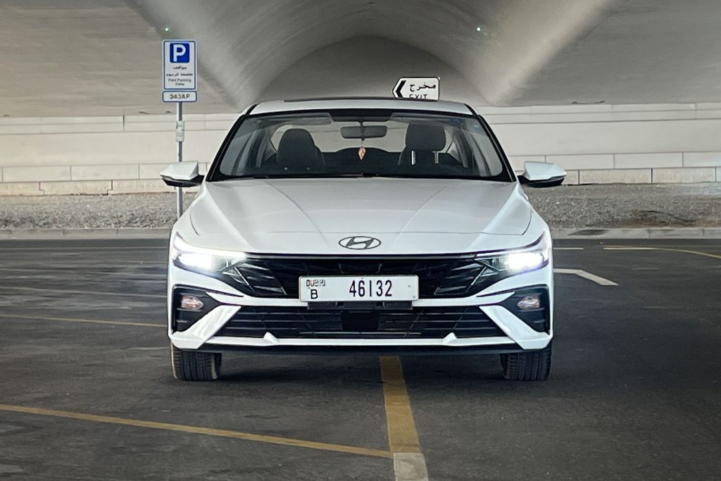 Hyundai Elantra #0