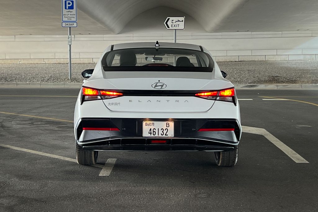 Hyundai Elantra #4