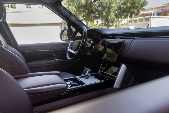 Land Rover Range Rover Vogue Autobiography V8 #9
