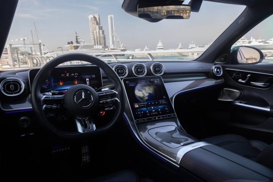 Mercedes C43 #6