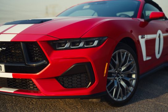 Ford Mustang GT #1