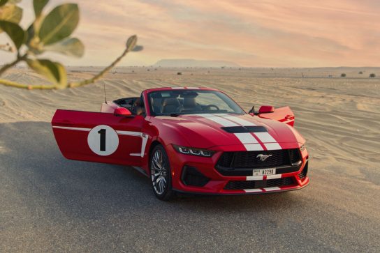 Ford Mustang GT #4