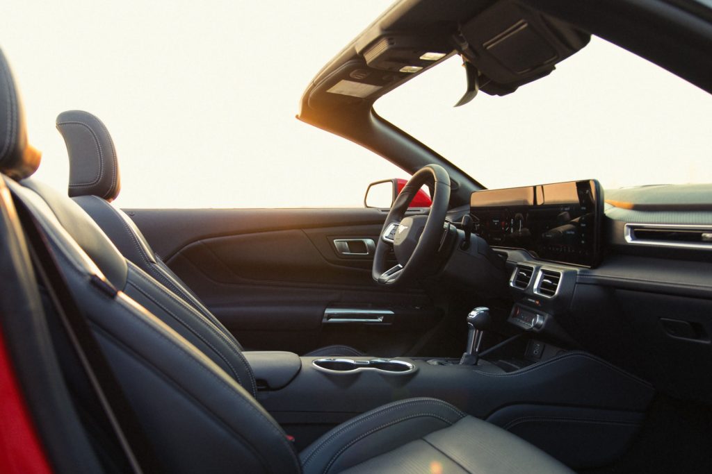 Ford Mustang GT #12